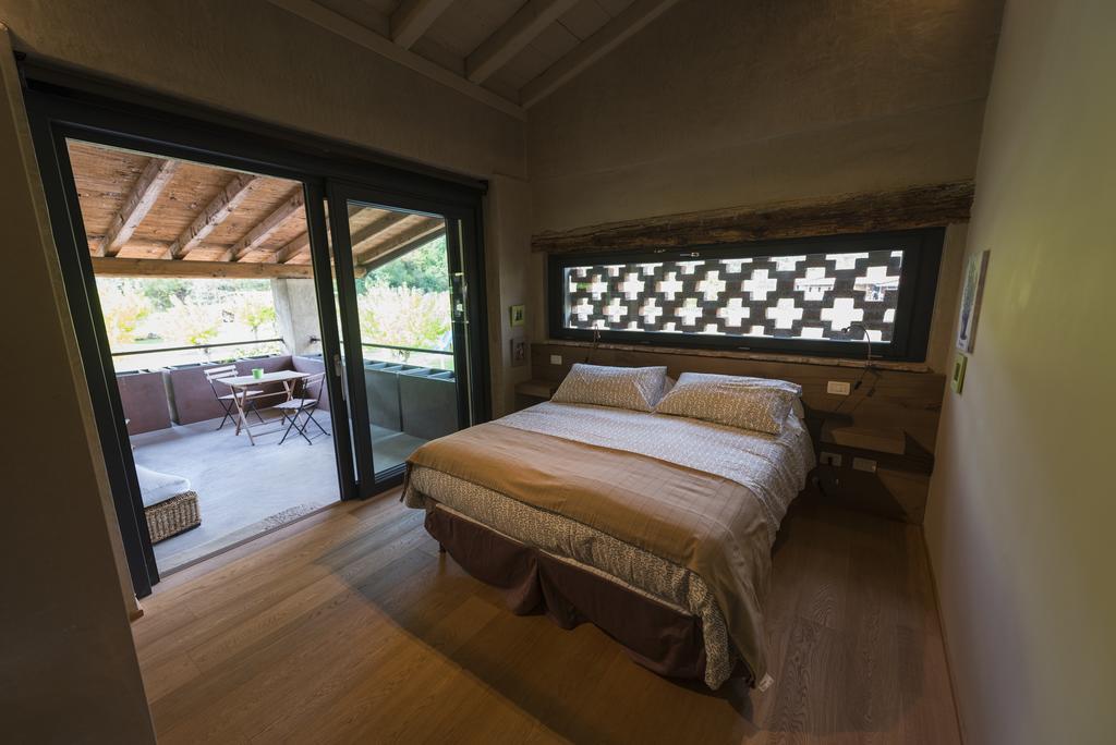Agriturismo Locanda Del Pesco Collebeato Стая снимка